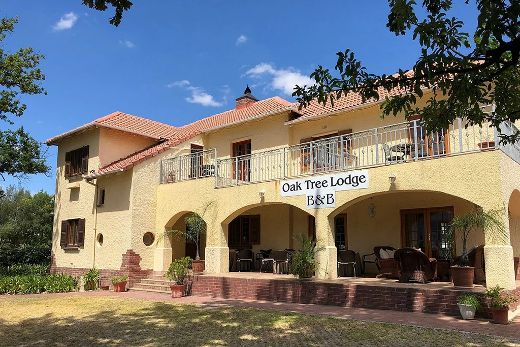 Oak Tree Lodge